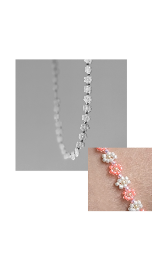 Tiny Flower Necklace ∙ Seashell