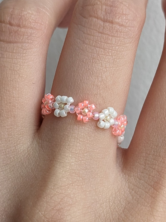 Tiny Flower Ring ∙ Seashell