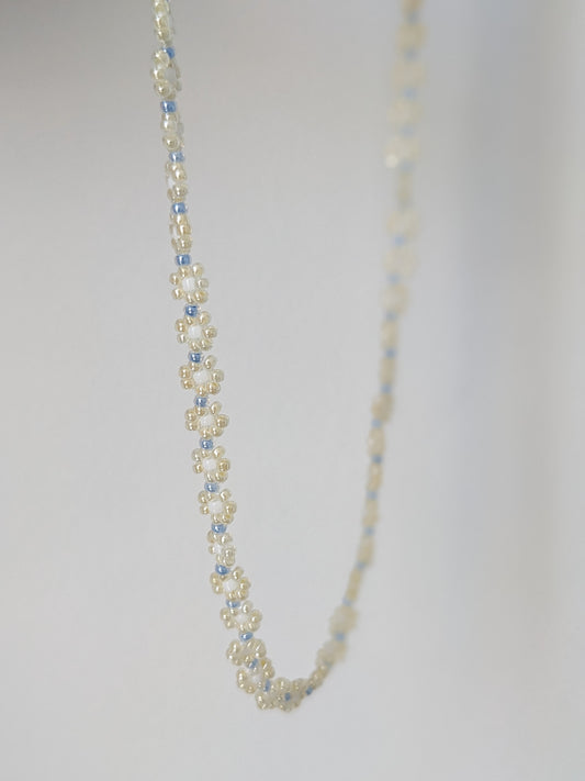 Tiny Flower Necklace ∙ Morning Air