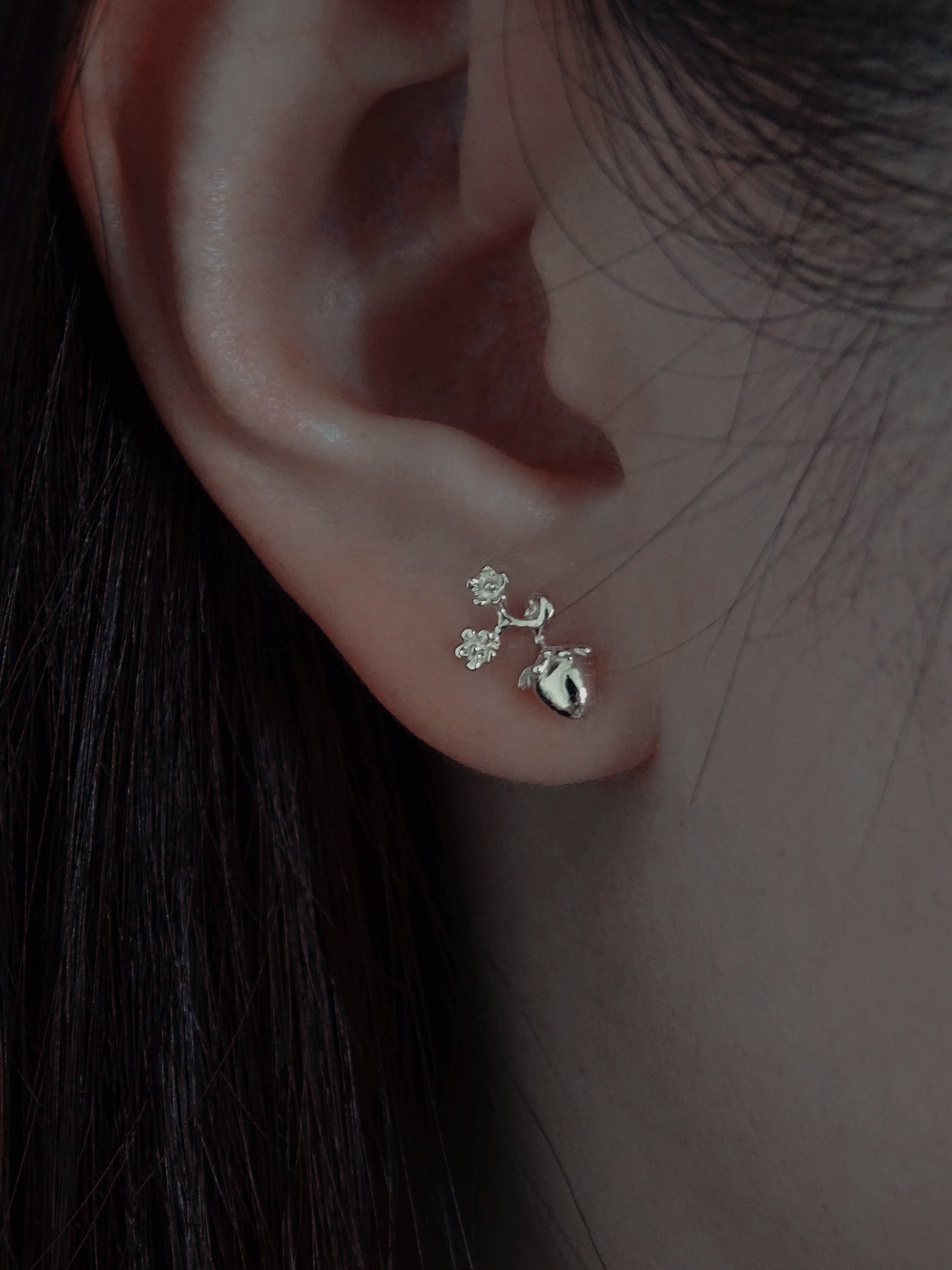 Strawberry Twirl Earring ∙ Silver